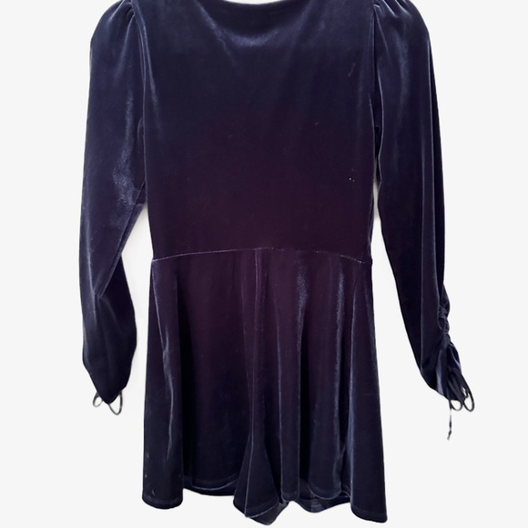 Urban Outfitters Velvet Longsleeve Navy Romper - Picture 3 of 3